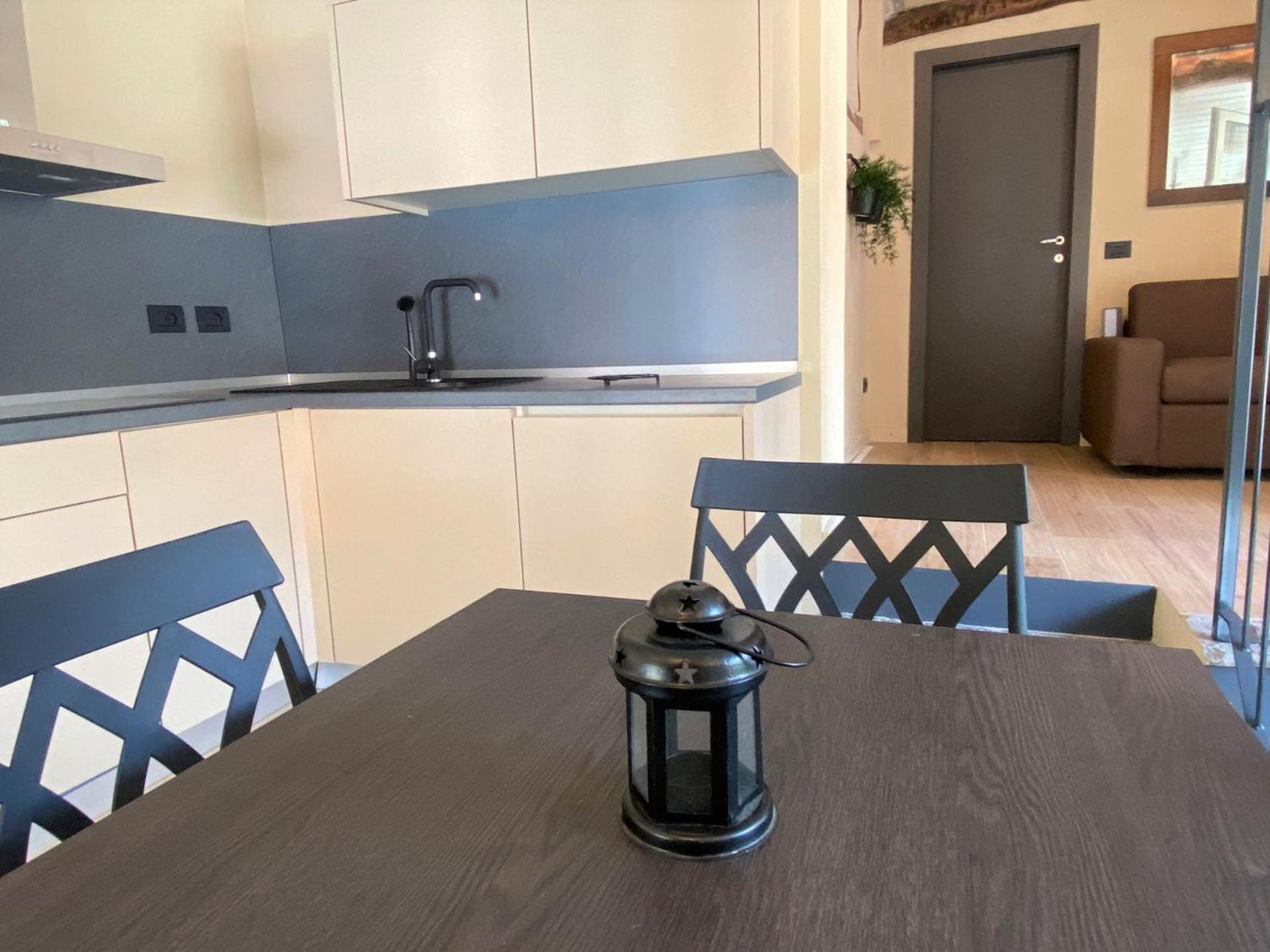 Argegno'S River - Central Apartment Lake View Kamer foto